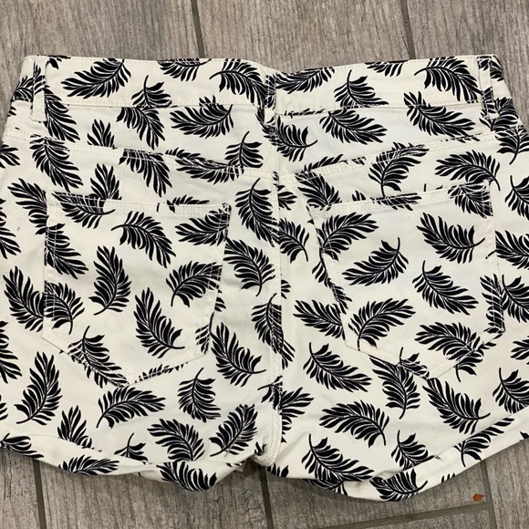 H&M Denim Shorts Lot - 5 Pairs - Picture 6 of 16